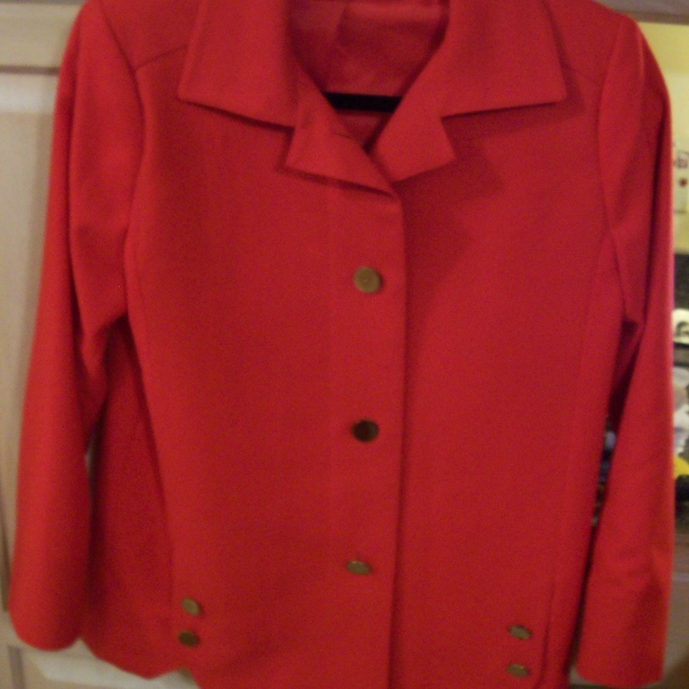VINTAGE ILIE WACS RED 2 PC SUIT 6 STUNNER